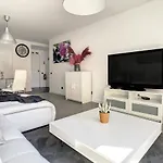 아파트 Ocean Breeze By Lovelystay