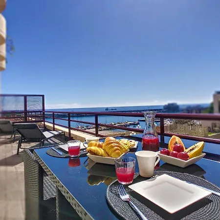 Ocean Breeze - Harbor Sea View By Lovelystay *