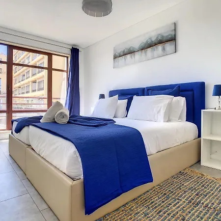 Apartment Ocean Breeze By Lovelystay *