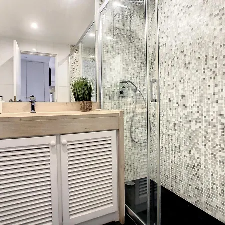 Ocean Breeze By Lovelystay Appartement