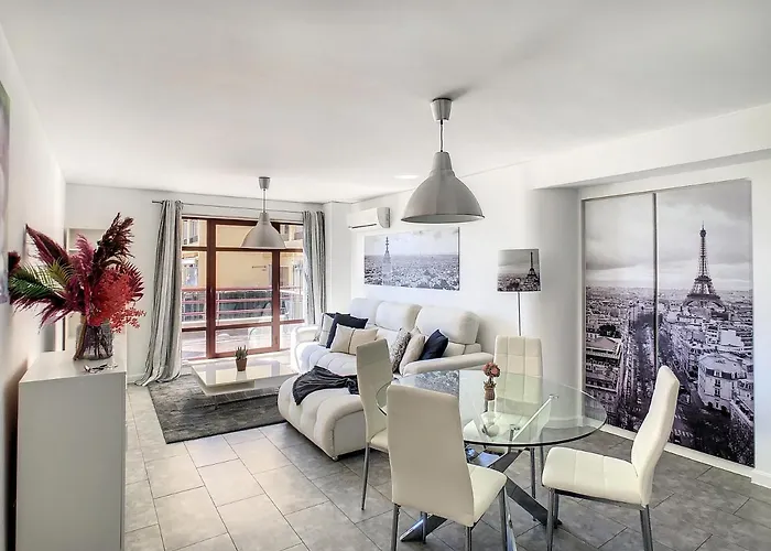 Ocean Breeze By Lovelystay *