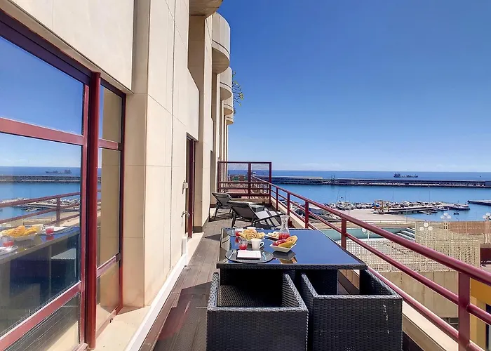 Ocean Breeze By Lovelystay * פונשל