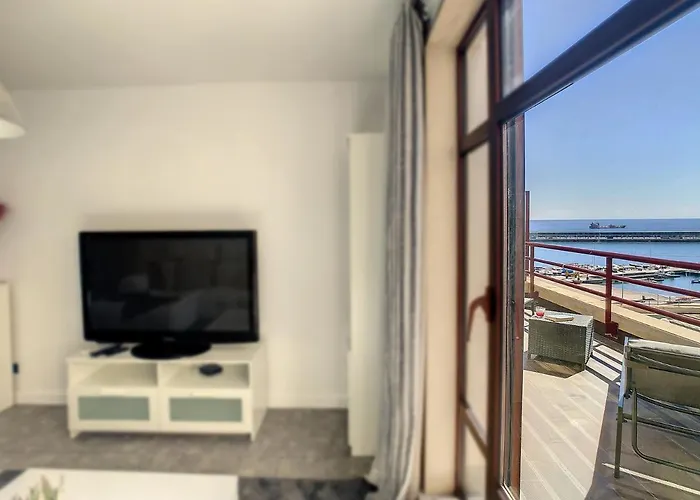 דירה Ocean Breeze By Lovelystay